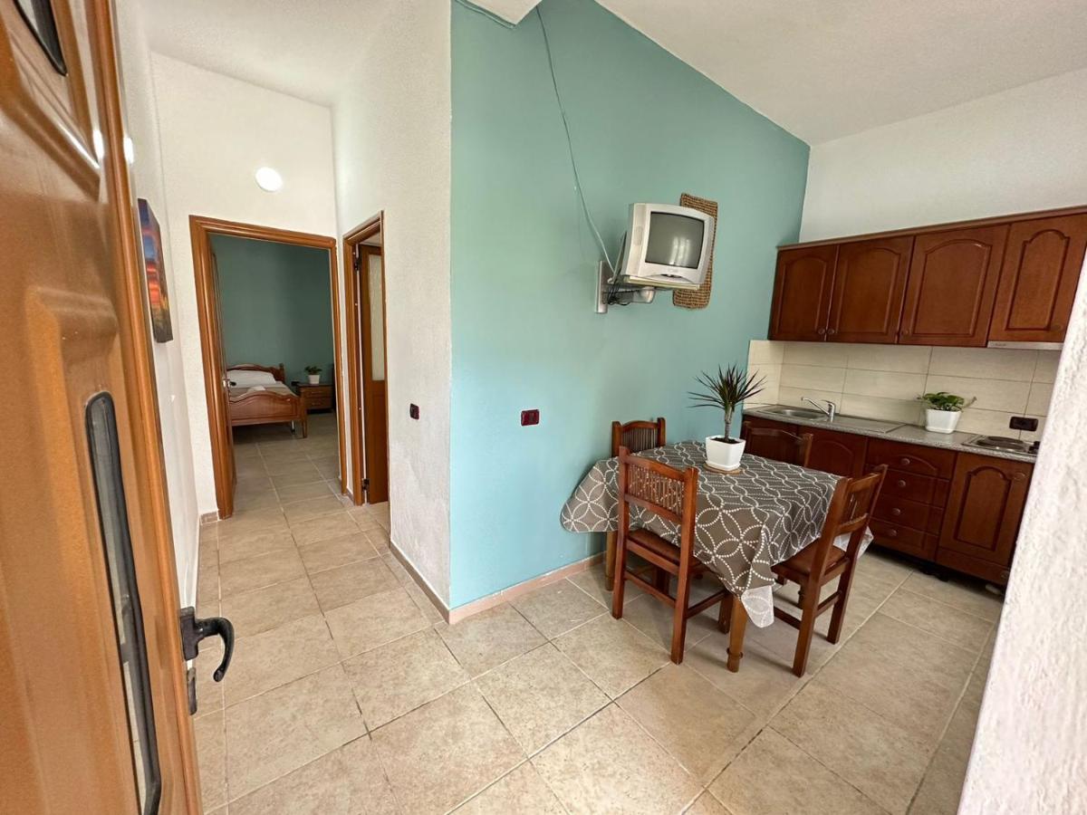 Vlora Villa With Private Parking Εξωτερικό φωτογραφία