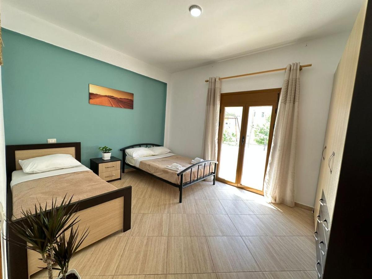 Vlora Villa With Private Parking Εξωτερικό φωτογραφία